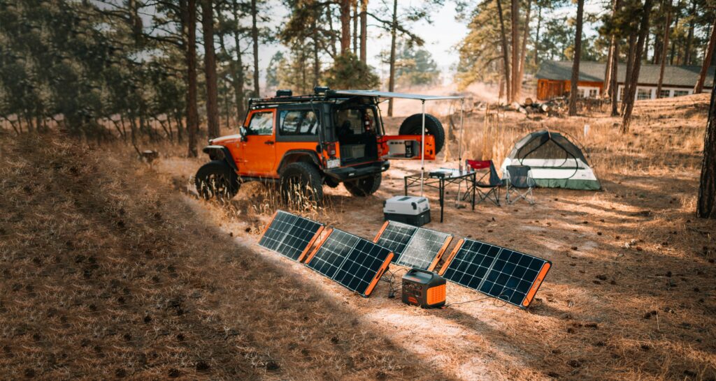 Jackery Explorer 300D generador solar portátil